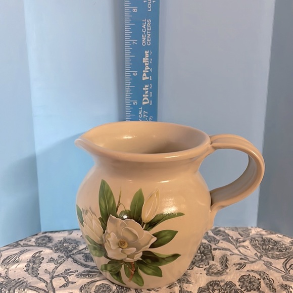 Handmade Casey Pottery, Marshall, Texas, magnolia - Picture 4 of 6